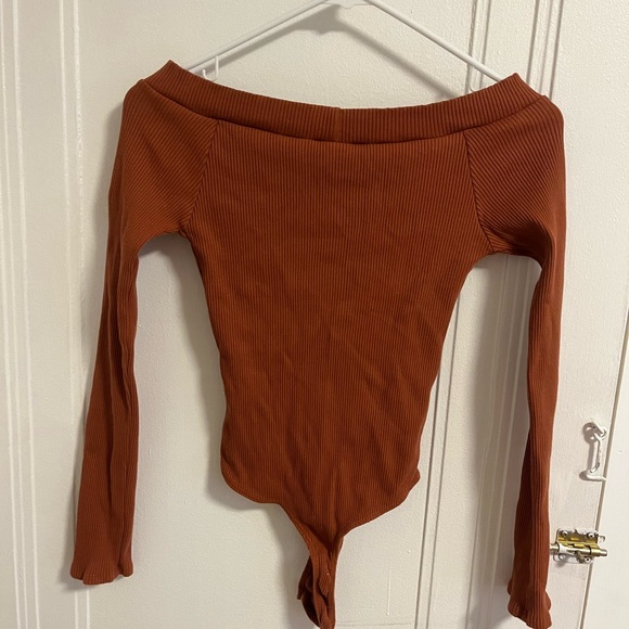 Lulu's Terracotta Ribbed Bodysuit - Picture 4 of 4